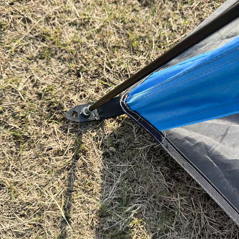 Lett, tresidig ventilert strandtelt