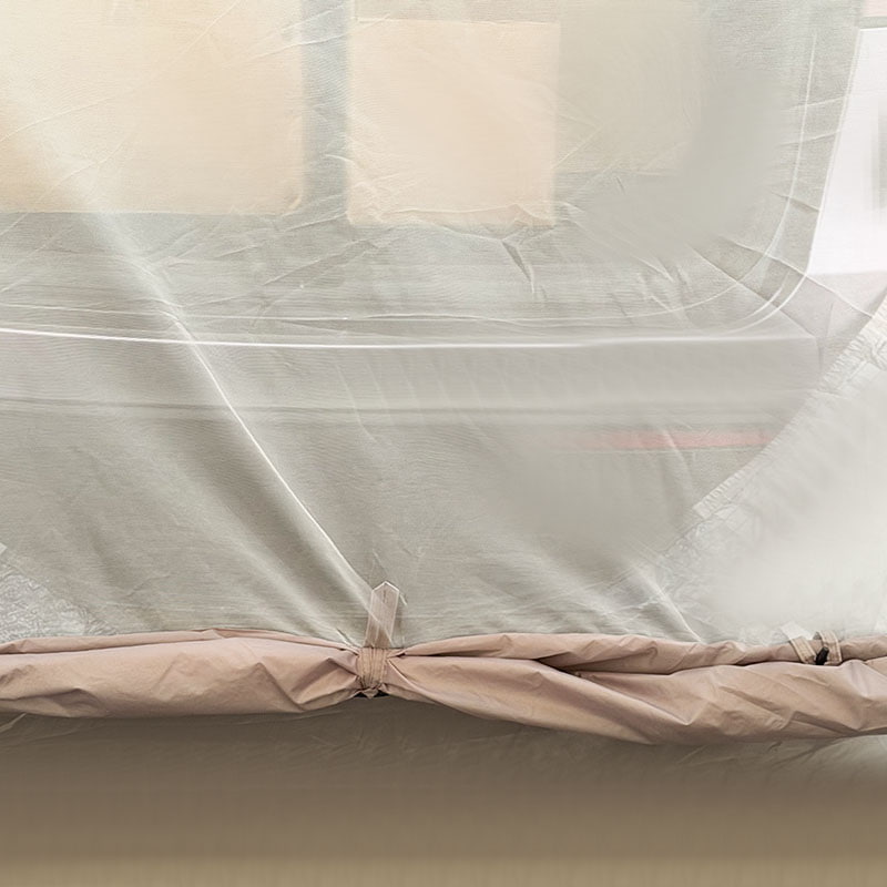 Utendørs camping tolagstelt som kobles til baksiden av et kjøretøy