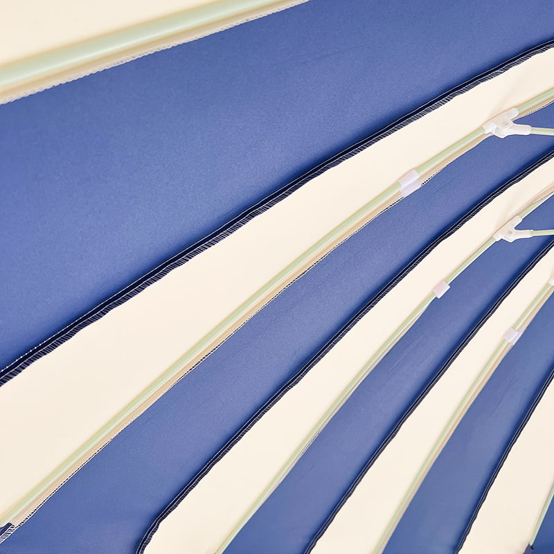 2,5 M blå og hvit Patchwork Pagoda Paraply