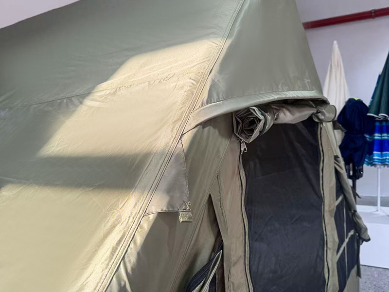 Liten størrelse Militærgrønt oppblåsbart campingtelt