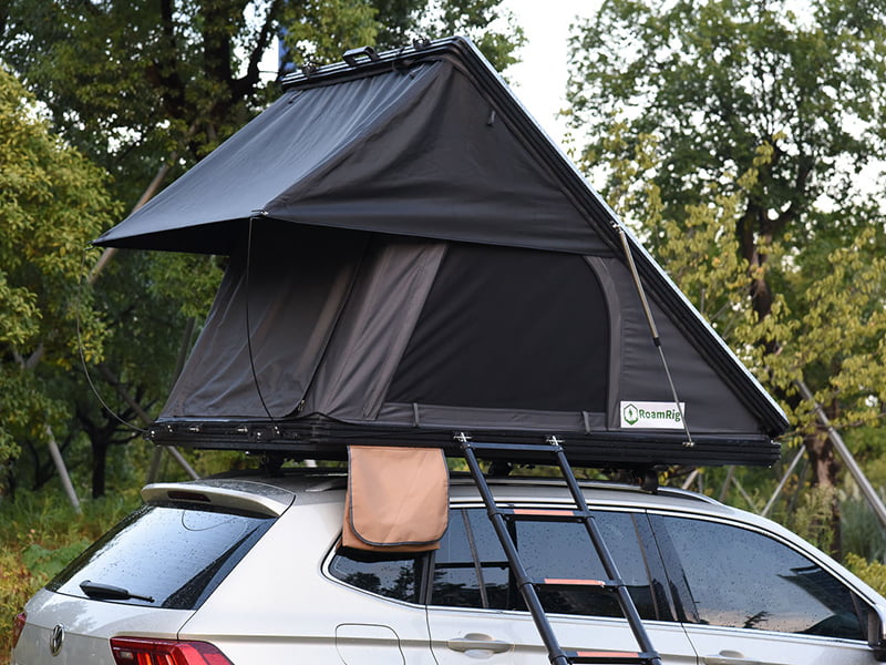 Campingtelt på taket med stige Campingtelt på taket med stige